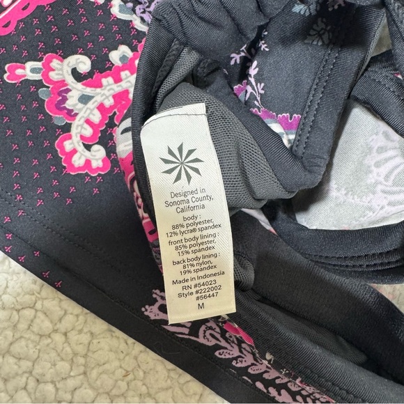 Athleta Pavitra Athletic Tank Top Women’s M Racerback Paisley Pink Shelf Bra - Picture 5 of 5